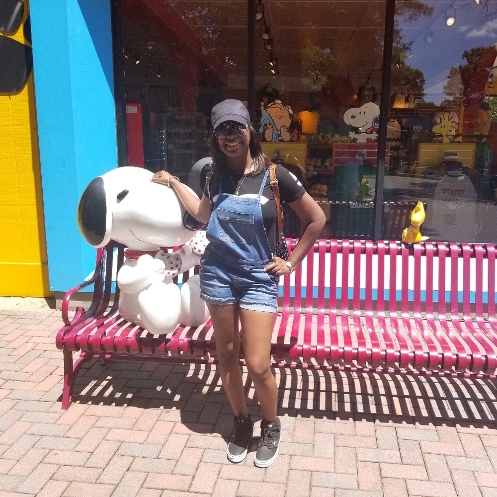 Meet your Posher, Aneisha